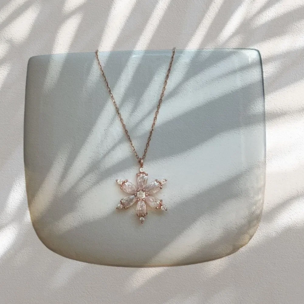 925 Silver Rose Plated Lotus Flower Necklace NEW - Picture 3 of 7